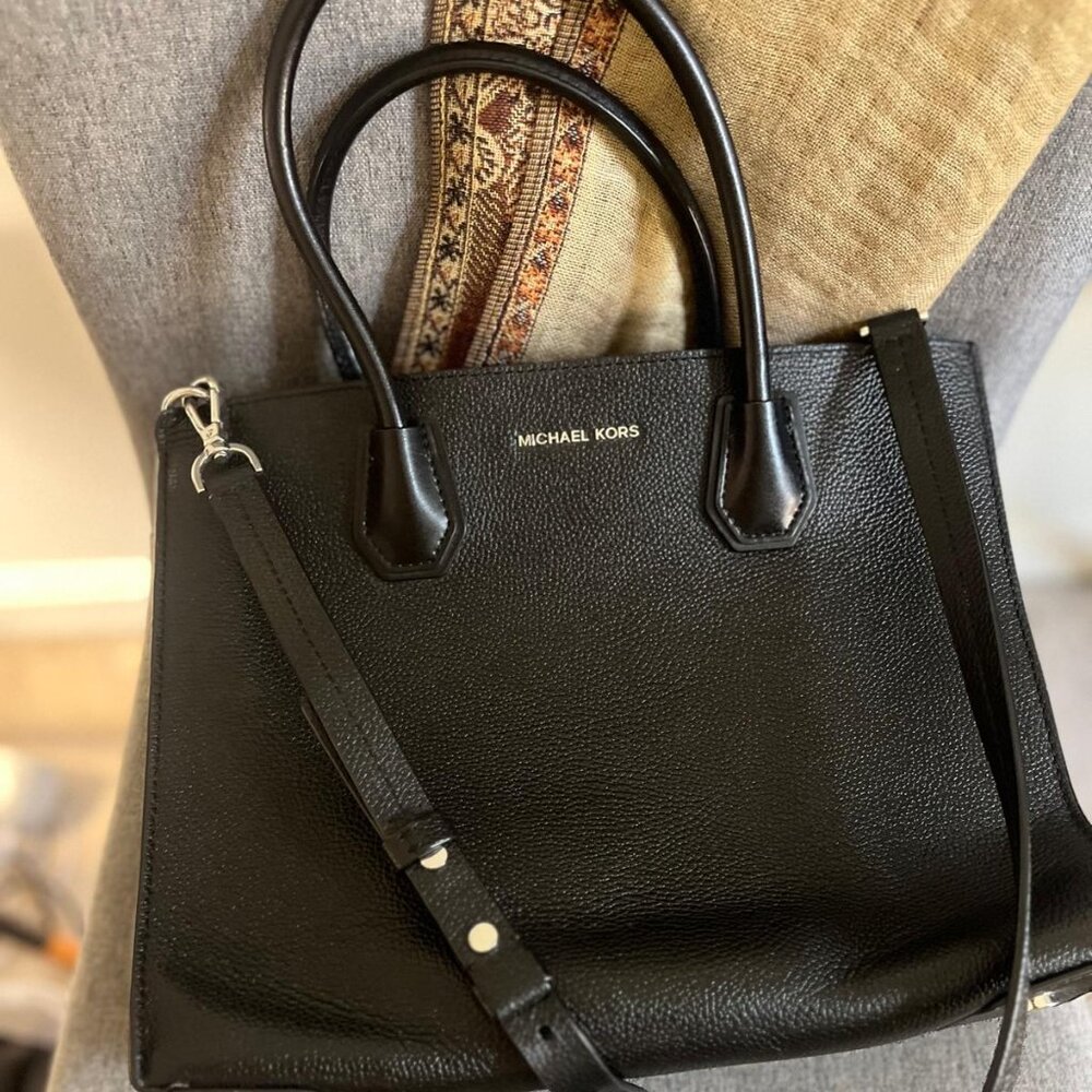 Michael Kors Classic Black Satchel, barely used and well-maintained.